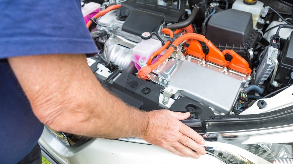 Moteurs hybrides fonctionnement et spécificités Ornikar