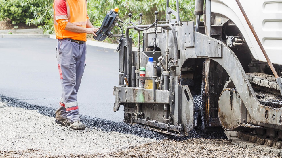 Routes bitumées : définition et fabrication - Ornikar